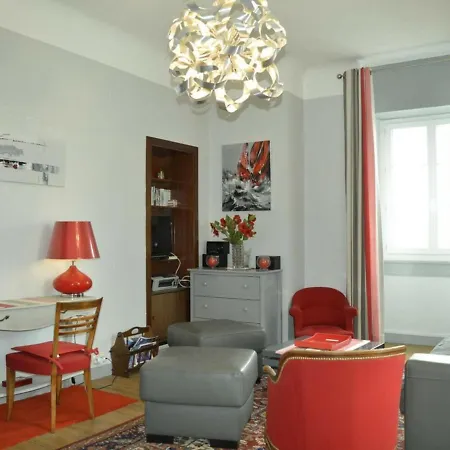 Biarritz, 2 Pieces, 2 Personnes - Fr-1-248-60 *